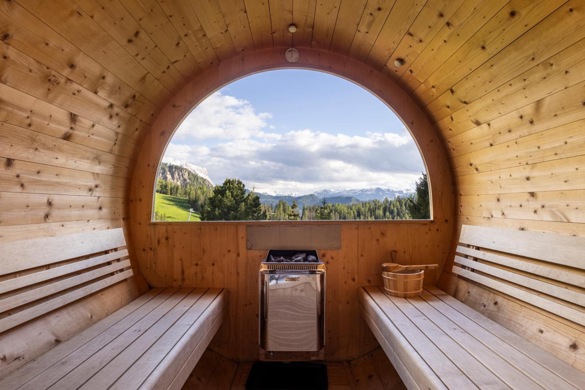 Alpine Hotel Gran Foda' San Vigilio Di Marebbe Zewnętrze zdjęcie