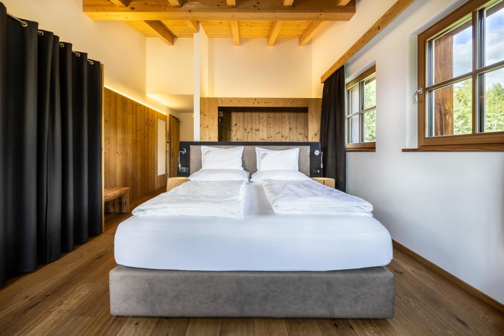 Alpine Hotel Gran Foda' San Vigilio Di Marebbe Zewnętrze zdjęcie