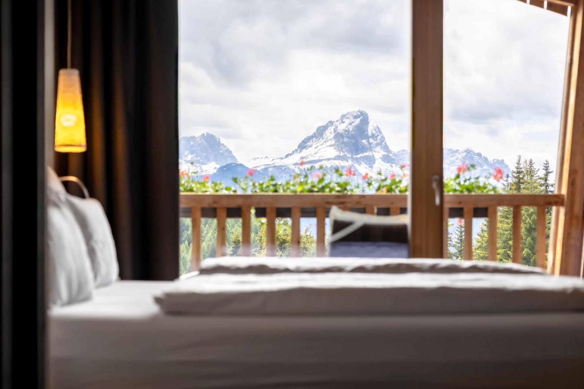Alpine Hotel Gran Foda' San Vigilio Di Marebbe Zewnętrze zdjęcie