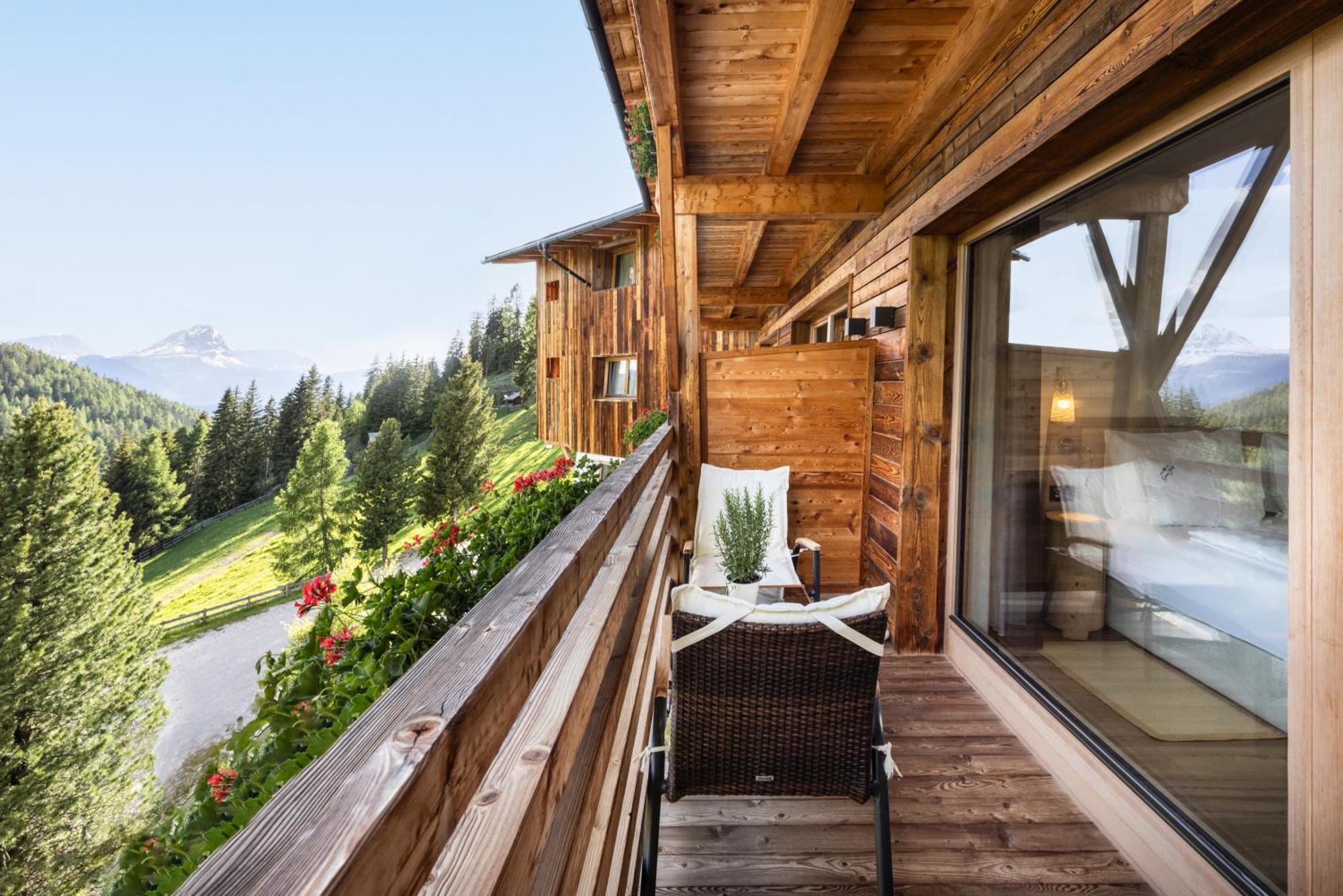Alpine Hotel Gran Foda' San Vigilio Di Marebbe Zewnętrze zdjęcie