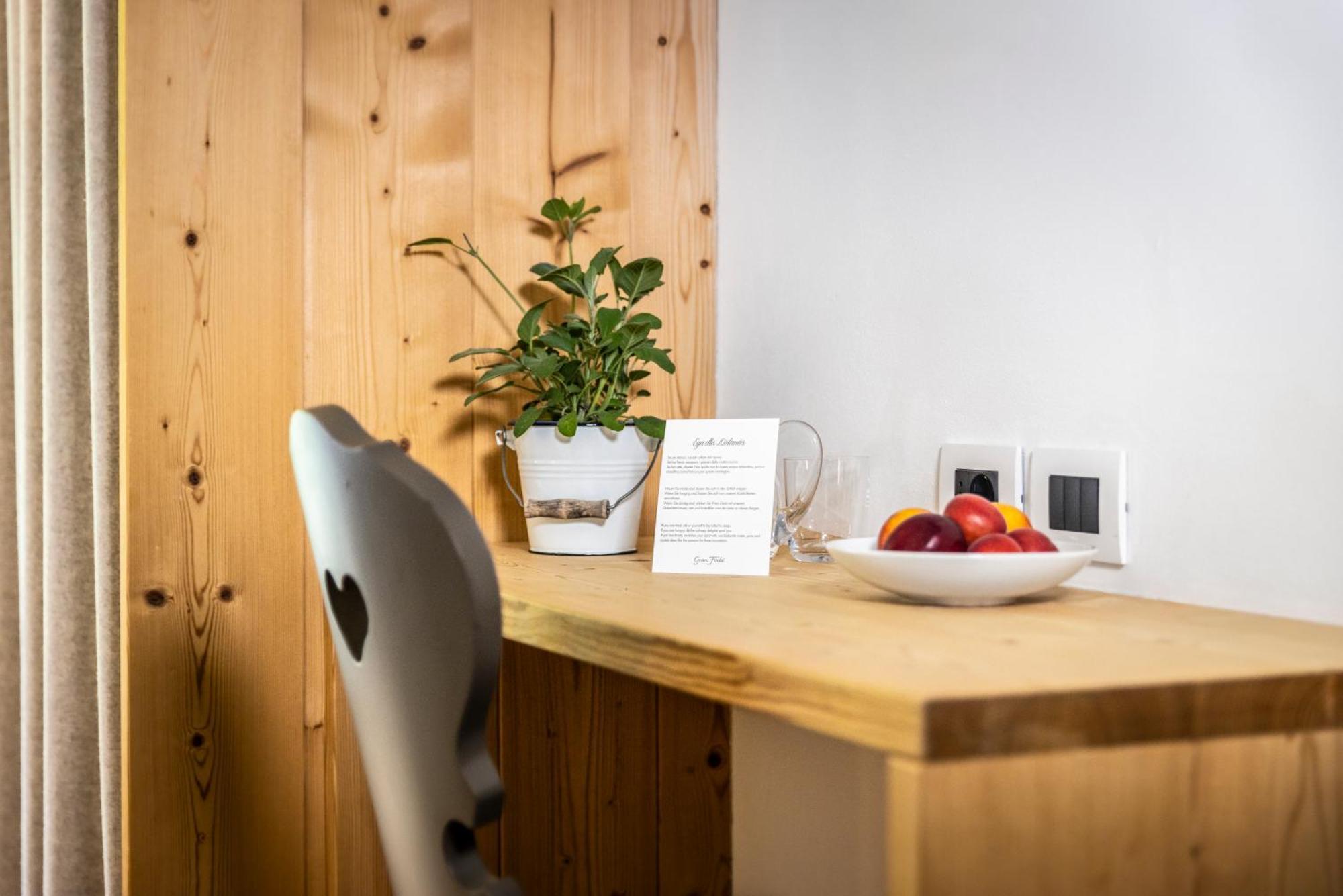Alpine Hotel Gran Foda' San Vigilio Di Marebbe Zewnętrze zdjęcie