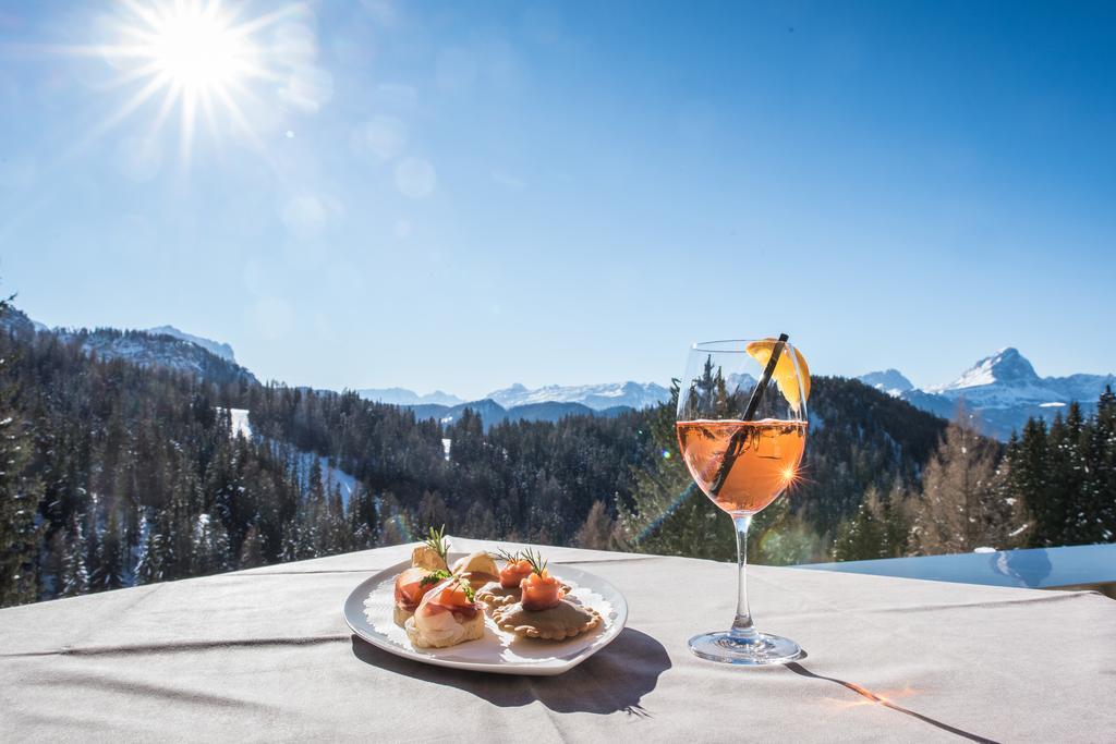 Alpine Hotel Gran Foda' San Vigilio Di Marebbe Zewnętrze zdjęcie